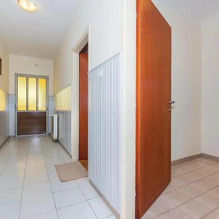 Three-bedroom In Rozovac Holiday home