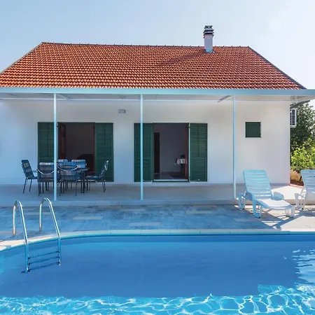 Three-bedroom In Rozovac Ferienhaus Lozovac