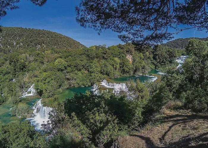 Three-bedroom In Rozovac Casa vacanze